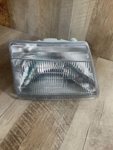 AS-IS Dorman 1590287 Passenger Side Headlight Assembly FITS Select Ford Models (6922725621943)